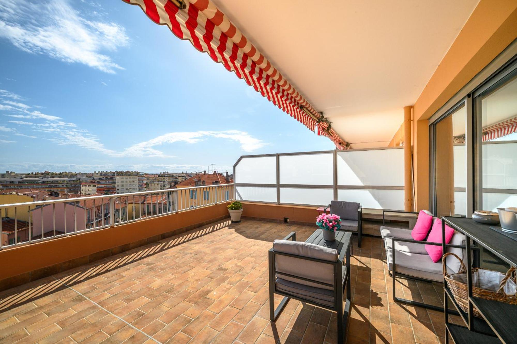 'L'Alicante Proche' Gare, Terrasse, Vue Mer ม็องตง ภายนอก รูปภาพ