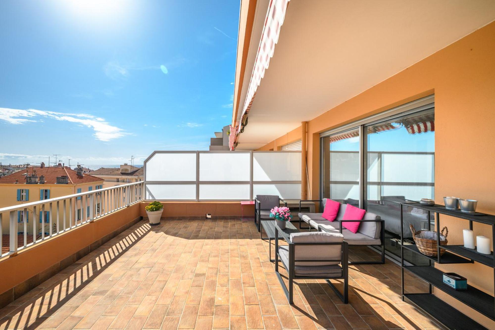 'L'Alicante Proche' Gare, Terrasse, Vue Mer ม็องตง ภายนอก รูปภาพ