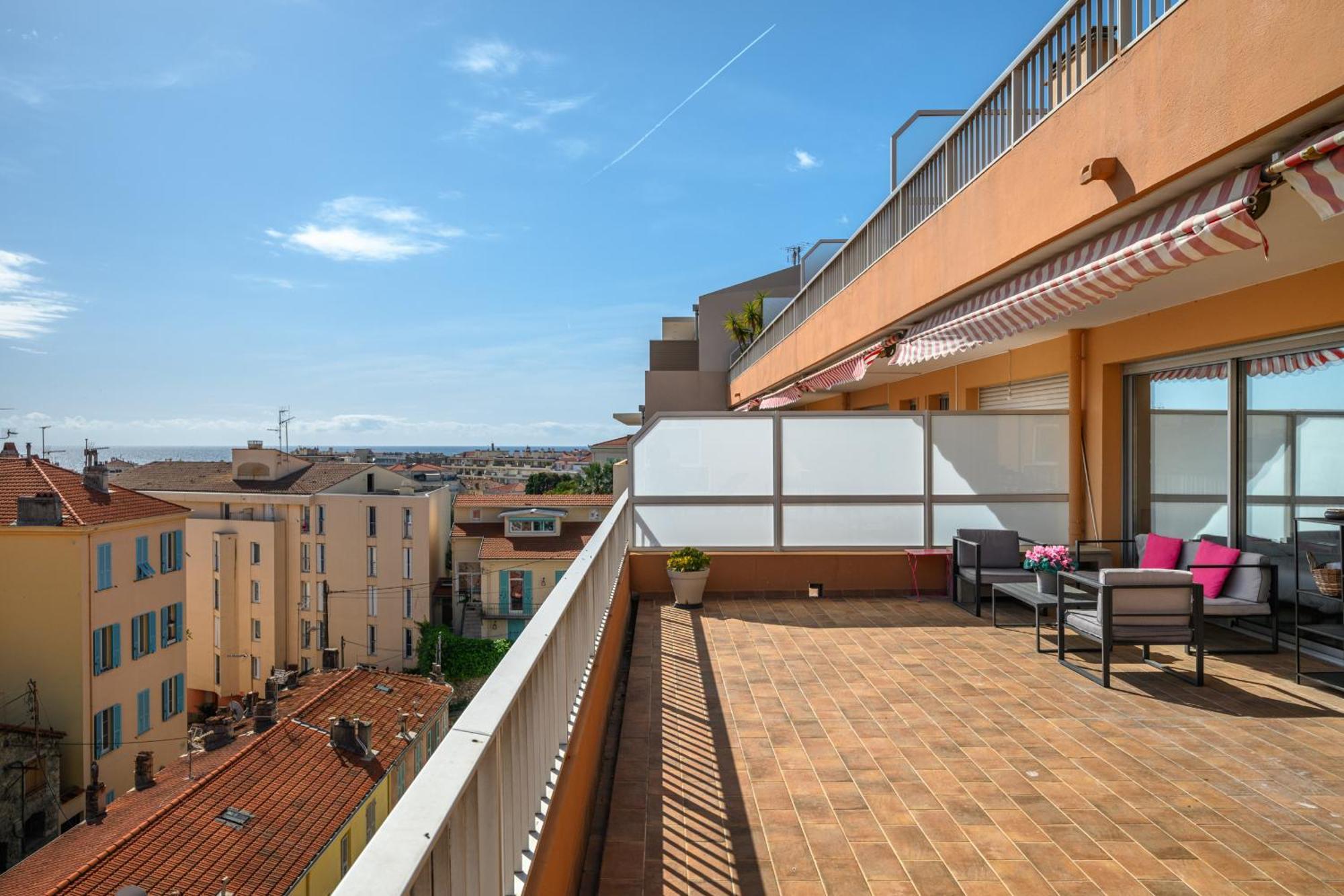 'L'Alicante Proche' Gare, Terrasse, Vue Mer ม็องตง ภายนอก รูปภาพ