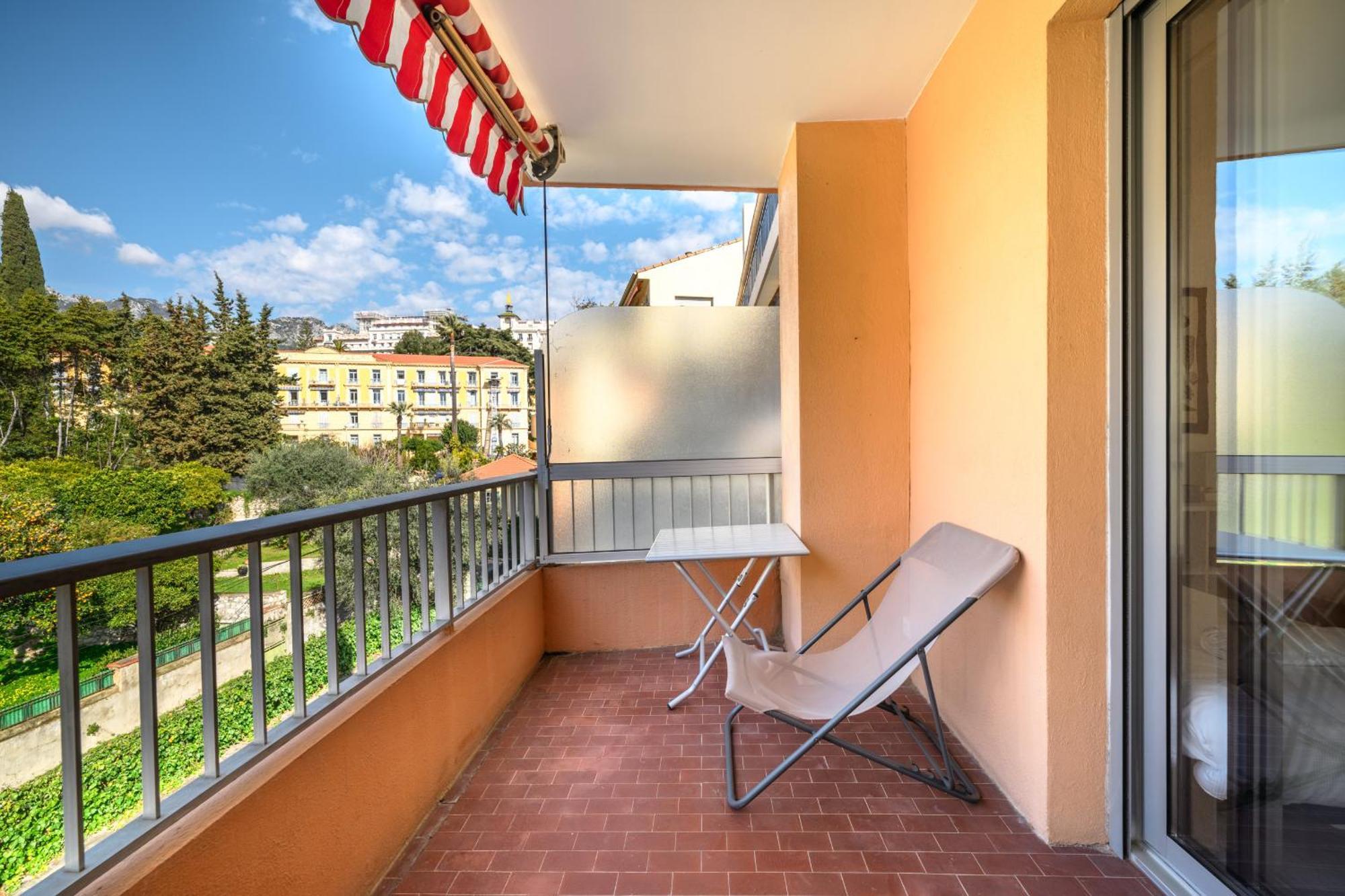 'L'Alicante Proche' Gare, Terrasse, Vue Mer ม็องตง ภายนอก รูปภาพ